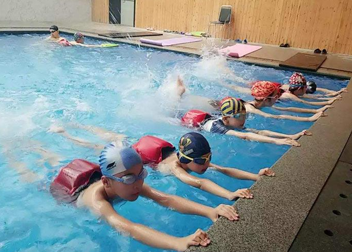 娓稿晩 - 瀛╁瓙浠�